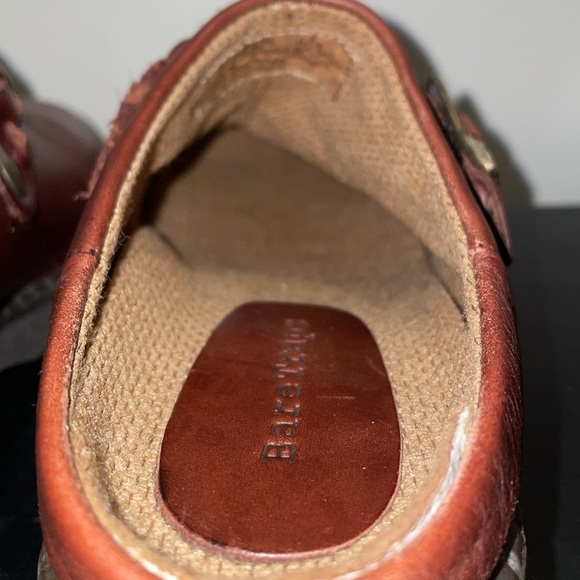 Women's 6M Bare Traps Jupiter Leather Brown Clogs Slip On Mules Brown CUTE! - Picture 4 of 12